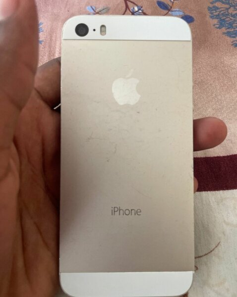iPhone 5S 16GB Argent Débloqué