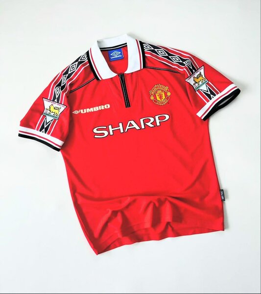 CLASSIC / RETRO JERSEYS