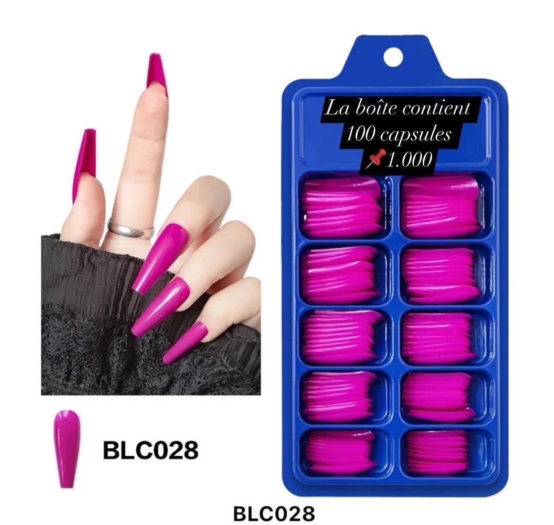 Capsule faux ongles  disponible en plusieurs couleurs