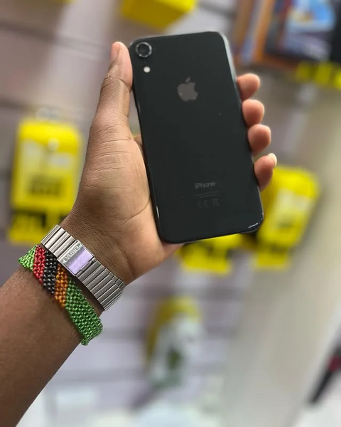 BRAND NEW IPHONE 🍏 pro 