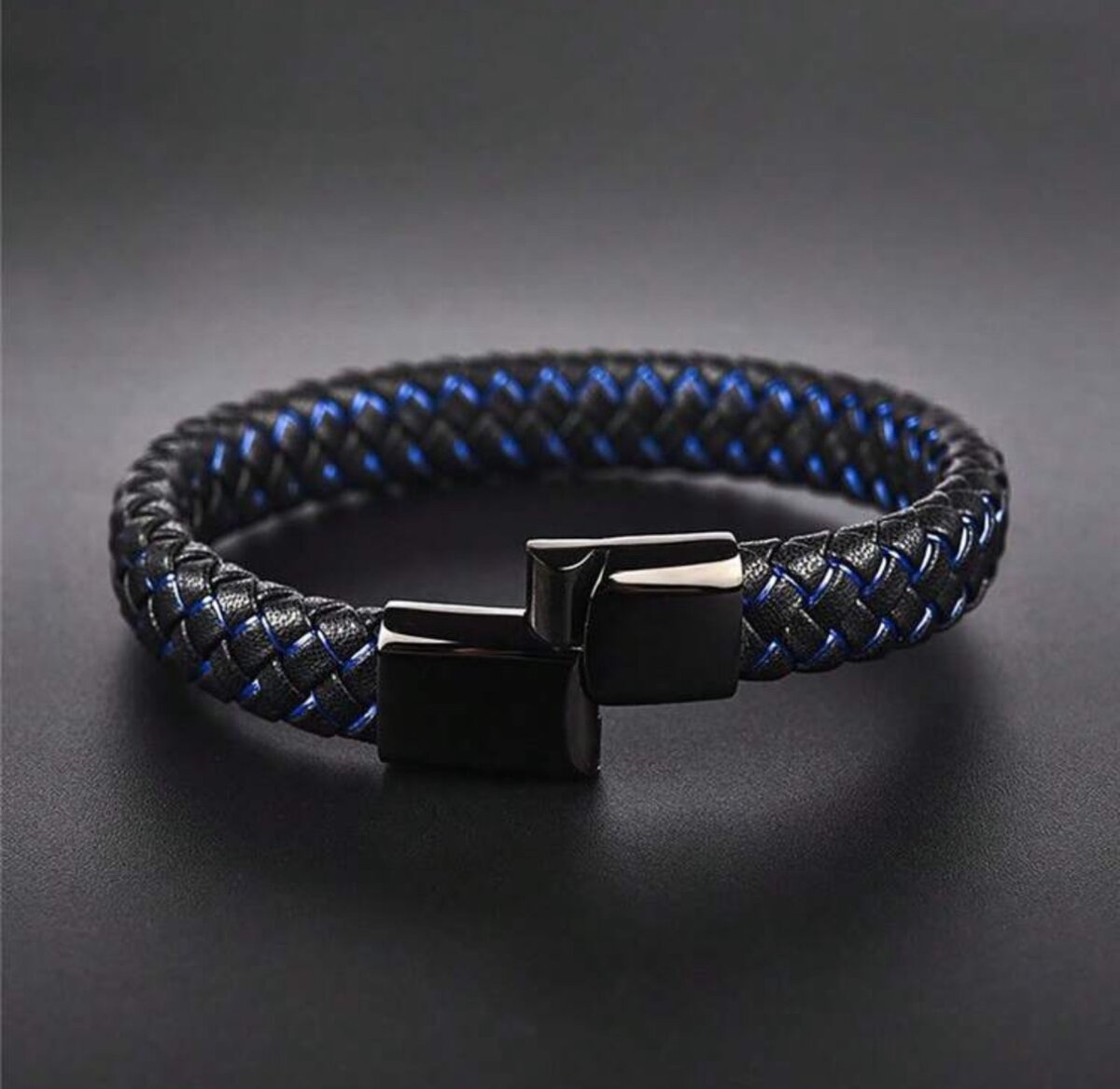 Bracelet en cuir tressé homme