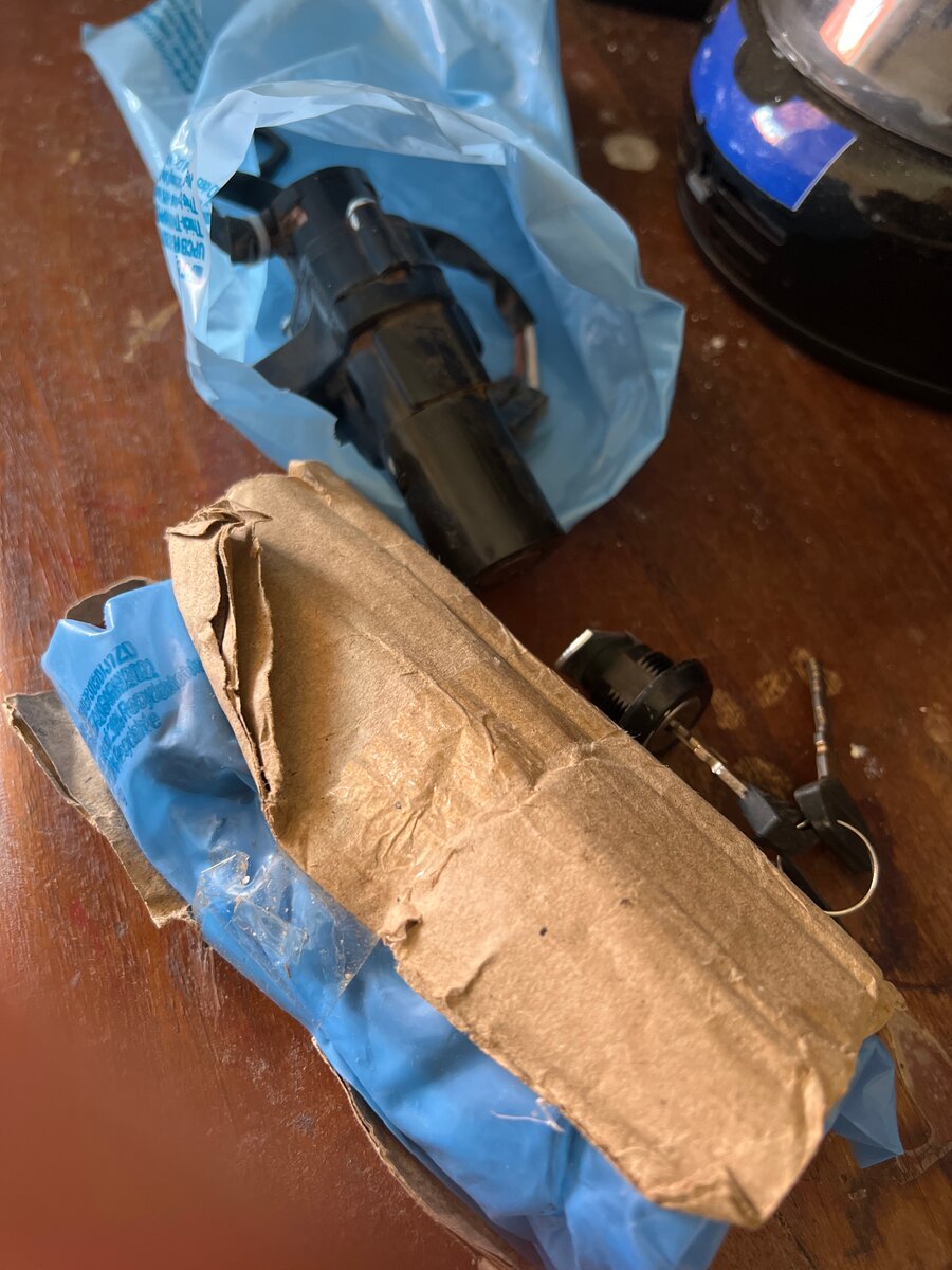 Casques de moto Bajaj