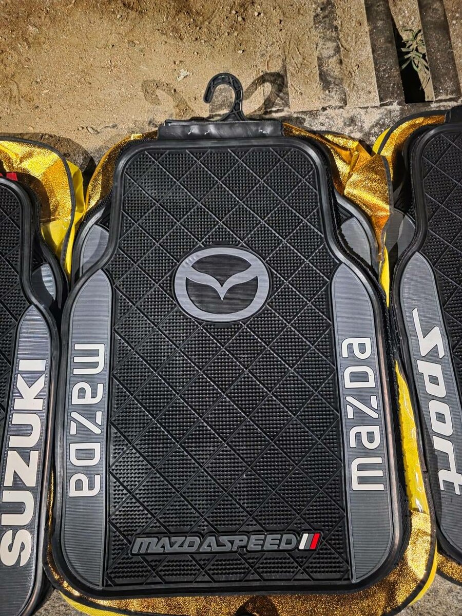 Tapis pour voiture 5 pièces