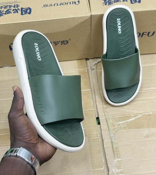 CLAQUETTES confortables LUOFO