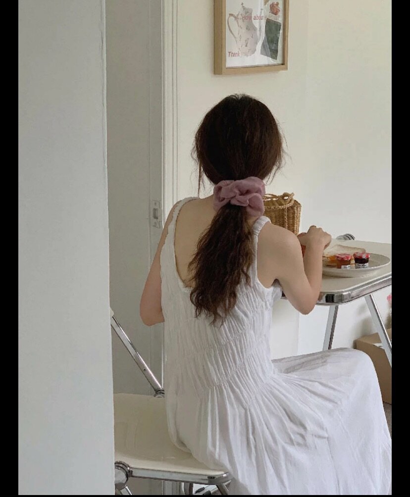 Robe longue blanche élégante