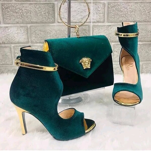 Ensemble talons et sac