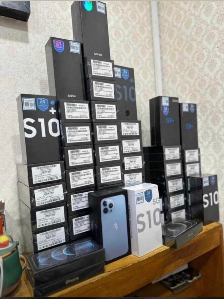 Vente de téléphones et ordinateur portables