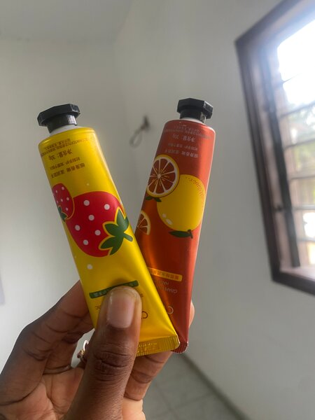 Crème Mains Parfumée Hydratante