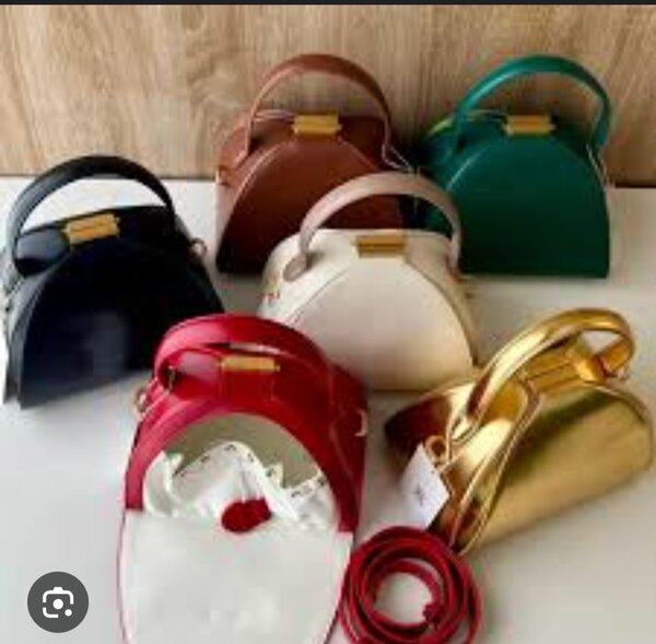 Sac à main tendance en cuir