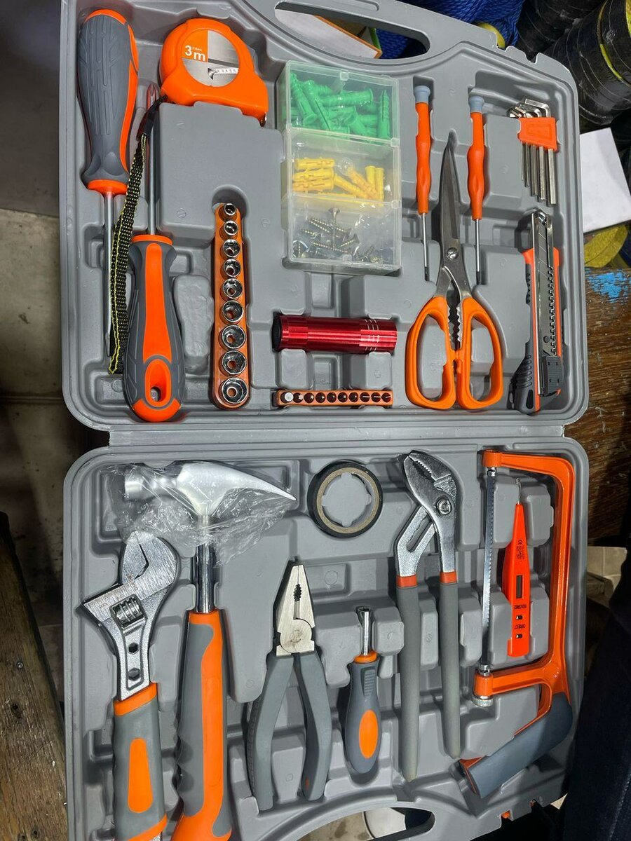 Complet de clé pince etc....