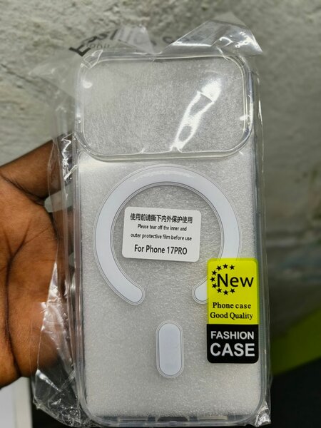 Coque transparente iPhone 17 Pro