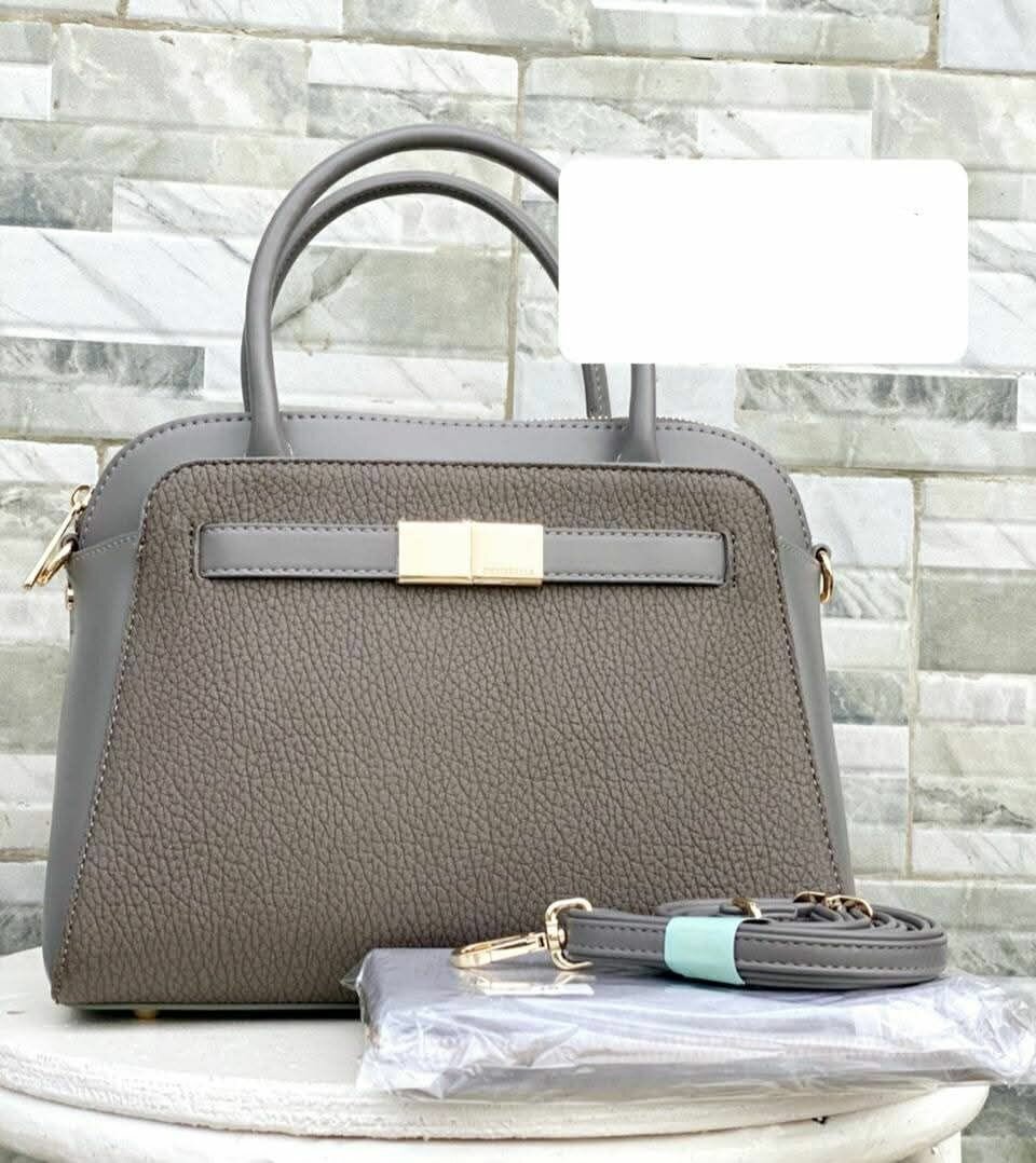 Sac à main élégant en cuir