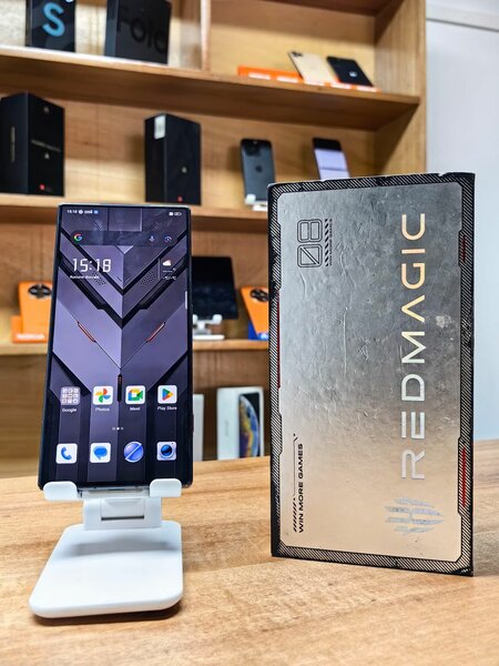 Redmagic 8Pro Gaming 16/512gb