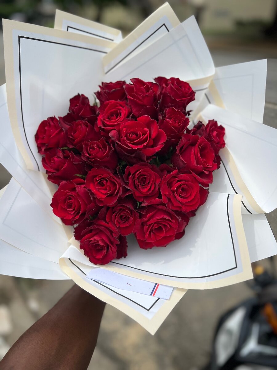 Bouquet de roses rouges élégantes