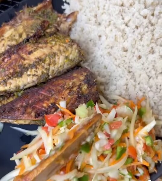 Poisson fumé épicé