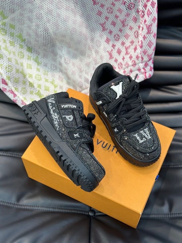 CHAUSSURE LOUIS VUITTON