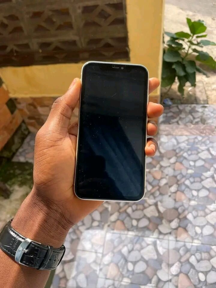 iPhone 11 Blanc 64GB