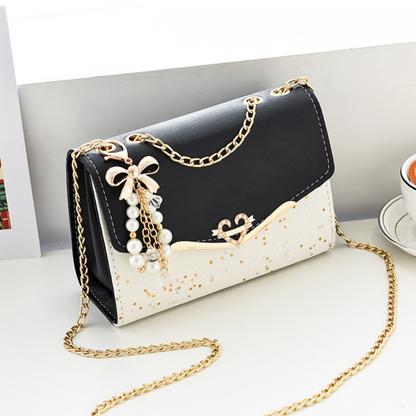 Elegant Pearl Chain Handbag