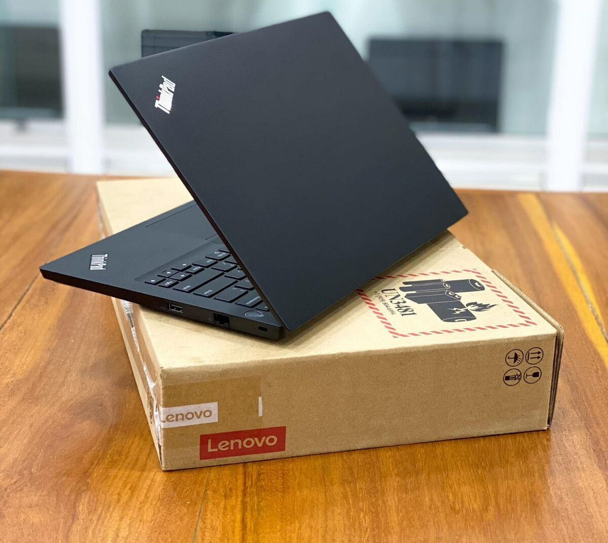 Lenovo Thinkpad E14 Gen 5 16GB Ram | 512GB SSD
