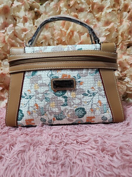 Sac à main floral élégant