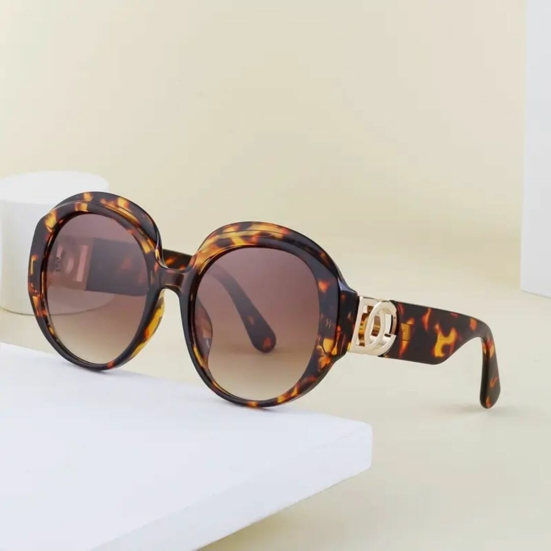 Lunettes de soleil rétro chic