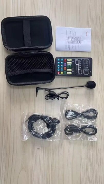 i9  Voice Changer/ Recorder