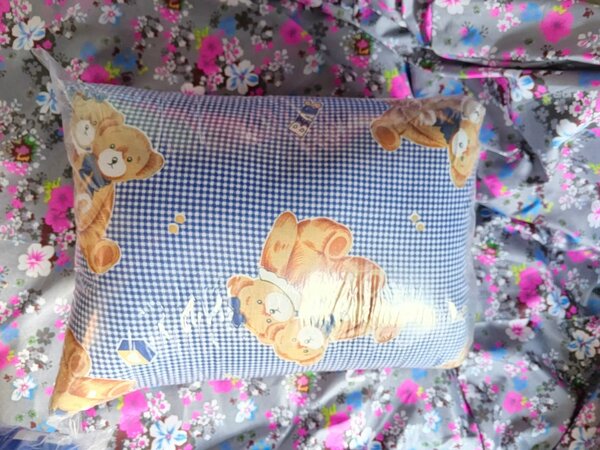 Coussins bébé imprimés ourson