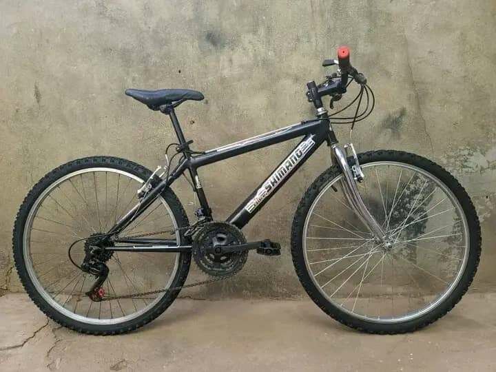 Vélo VTT Shimano robuste