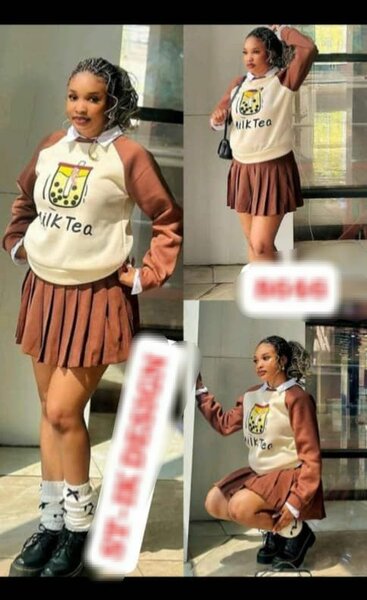 Jupe plissée et sweat Milk Tea
