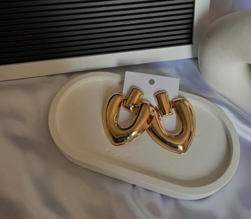 Statement earrings for that occasion