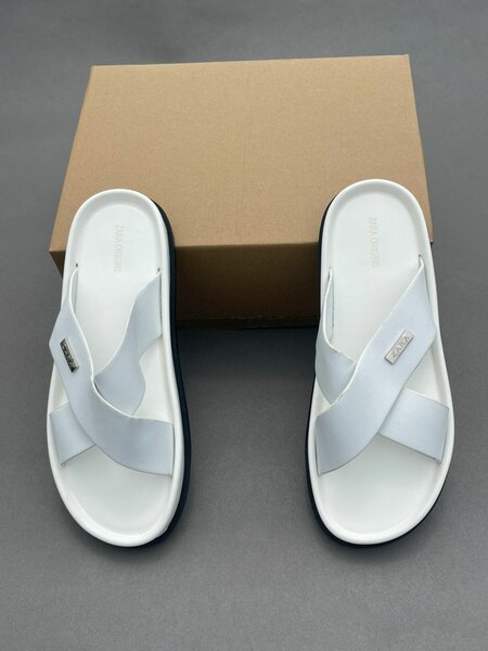 Sandales blanches élégantes