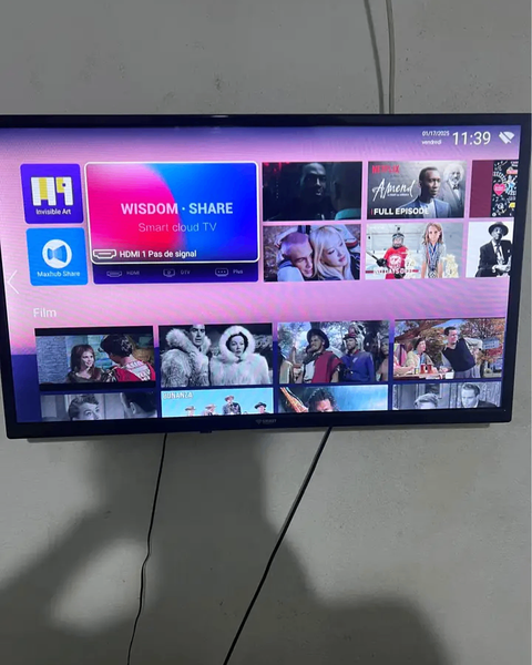 Téléviseur Smart HD moderne