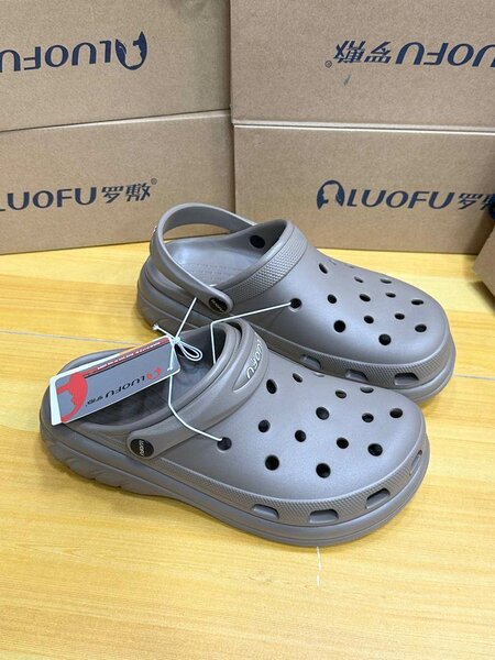 Sabots légers unisexes