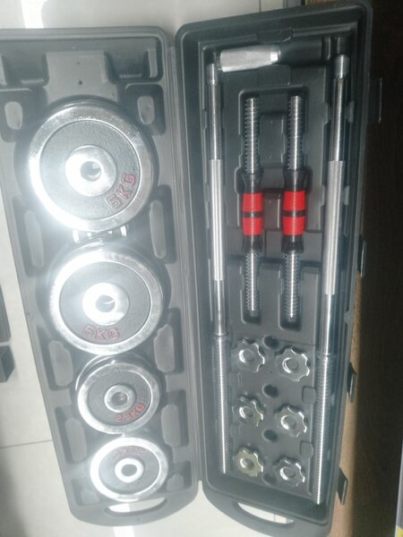 Ensemble Haltères et Barre 50kg