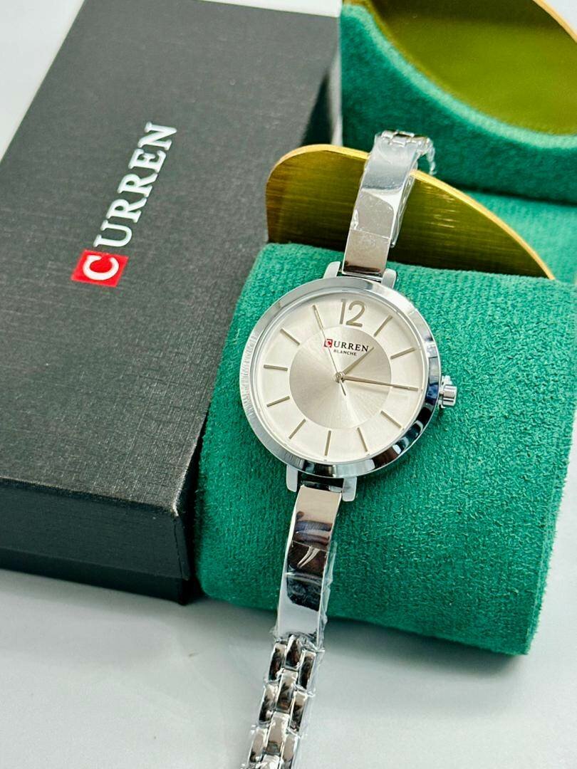 Montre élégante femme Curren