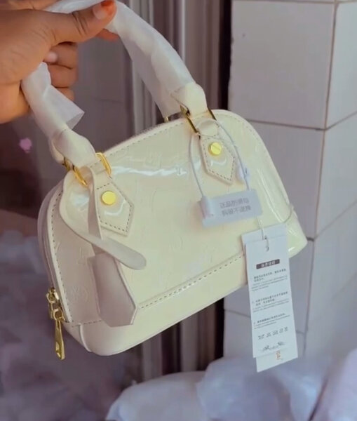 Sac à main élégant blanc