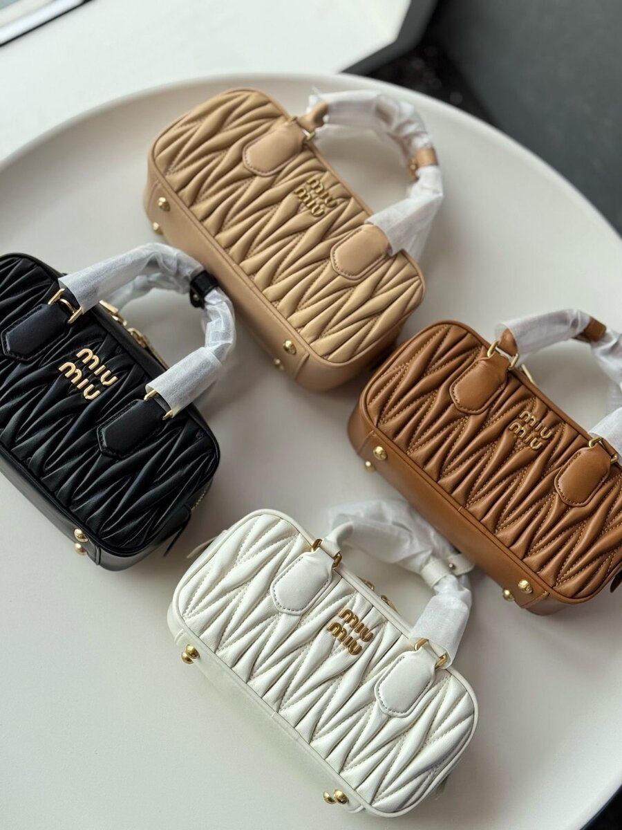 Sacs à main en cuir texturé