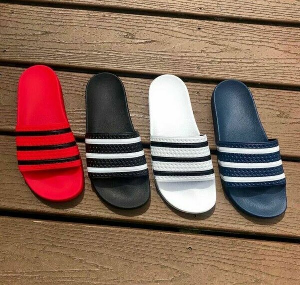 Claquette adilette Adidas originale
