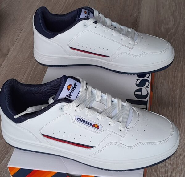 Baskets blanches Ellesse
