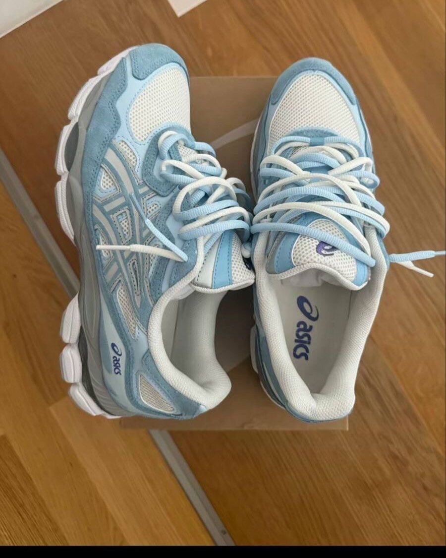 Chaussures de course Asics