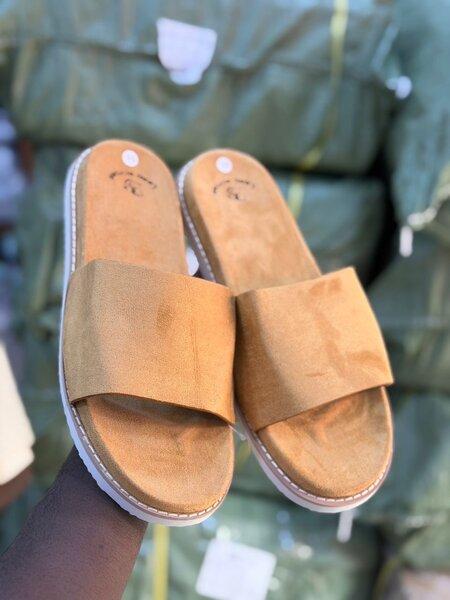 Sandales en cuir unisexes