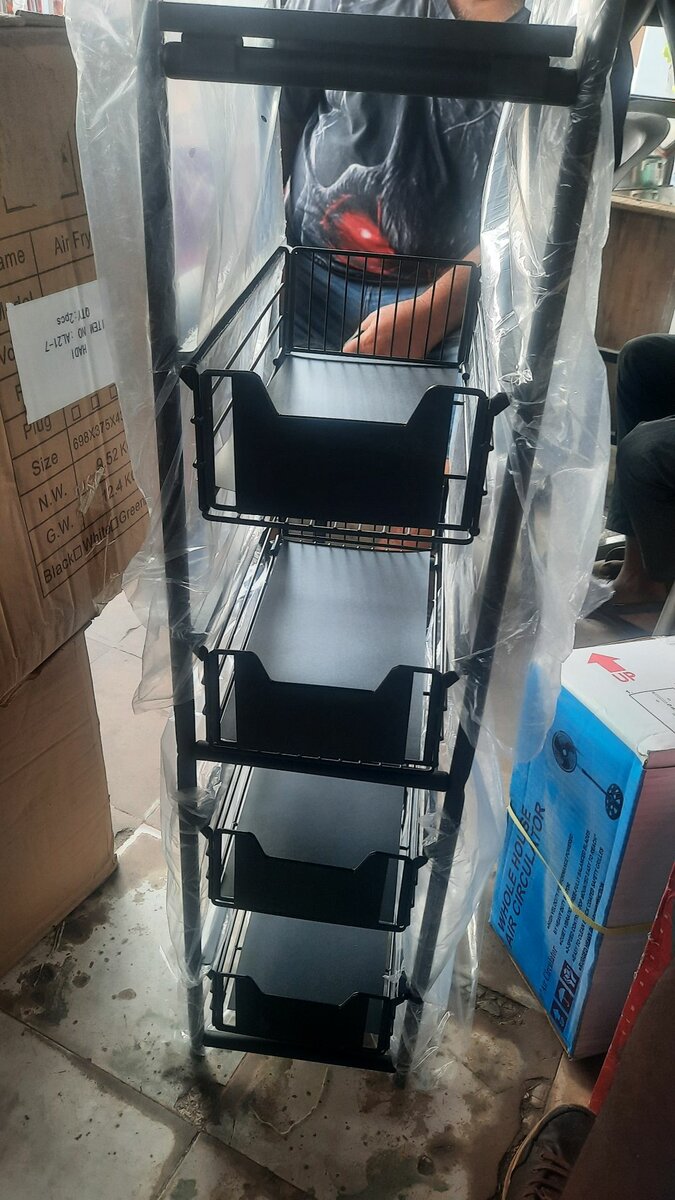 ÉTAGÈRE DE RANGEMENT 4 NIVEAUX TRÈS SOLIDE ET INOXYDABLE