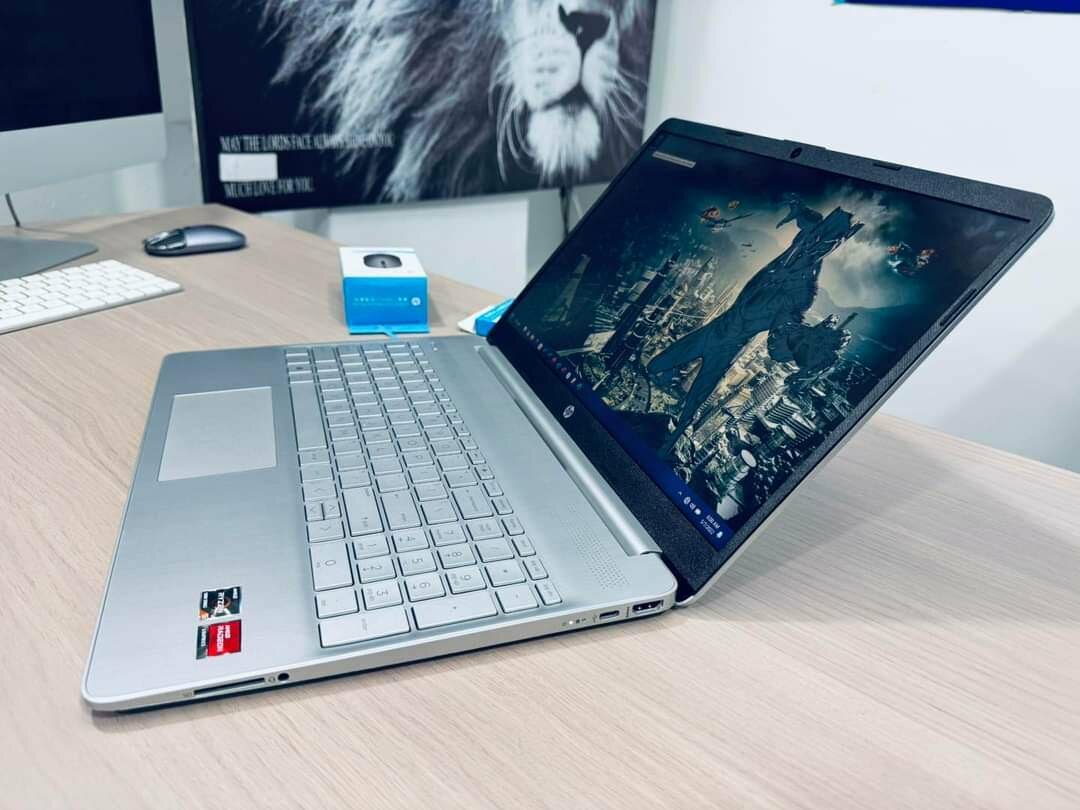 HP Laptop 15 AMD Ryzen