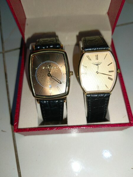 Montres Homme Élégantes en Cuir