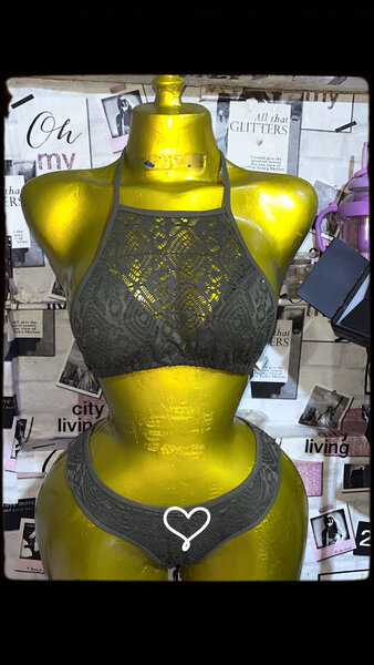 Bikinis et Maillots Tendance