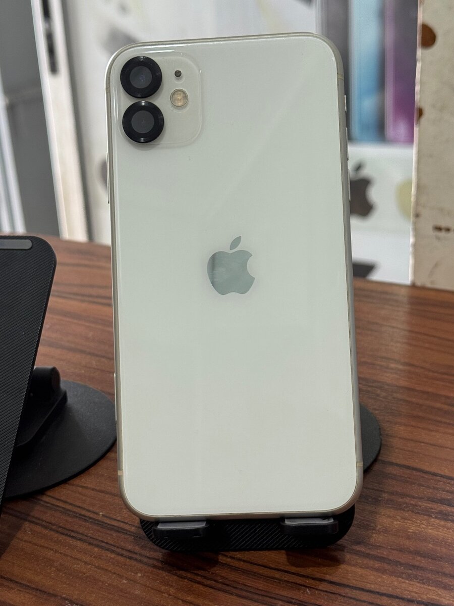 iPhone 11 64gb ( propre