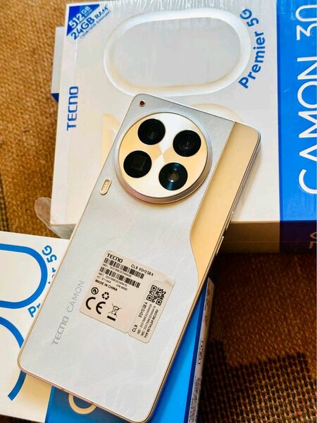 TECNO CAMON 30 Première 512GB 24GB RAM première copie dubaï