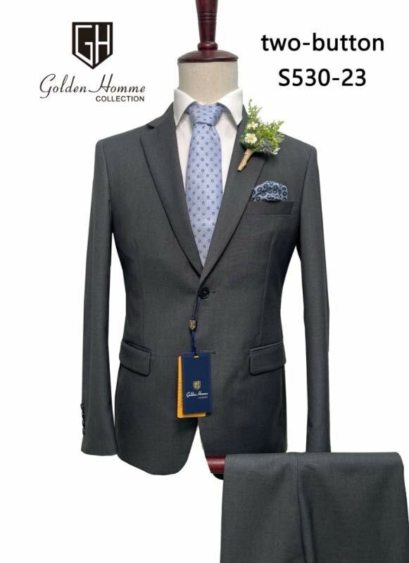 3 costume à 90.000 CFA