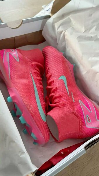 Chaussures de football Nike pour homme