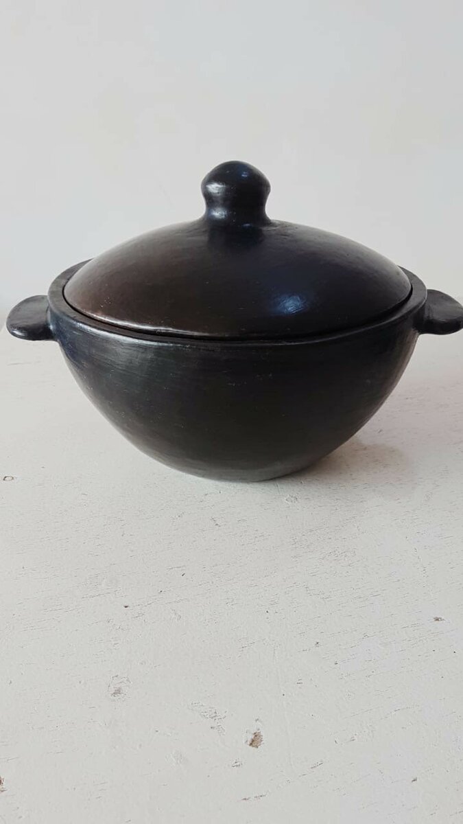 Clay cookware